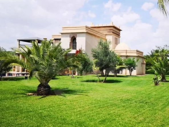 Dream villa on the road to Fez