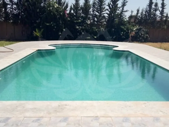 Sale Villa With Swimming Pool road to Fez